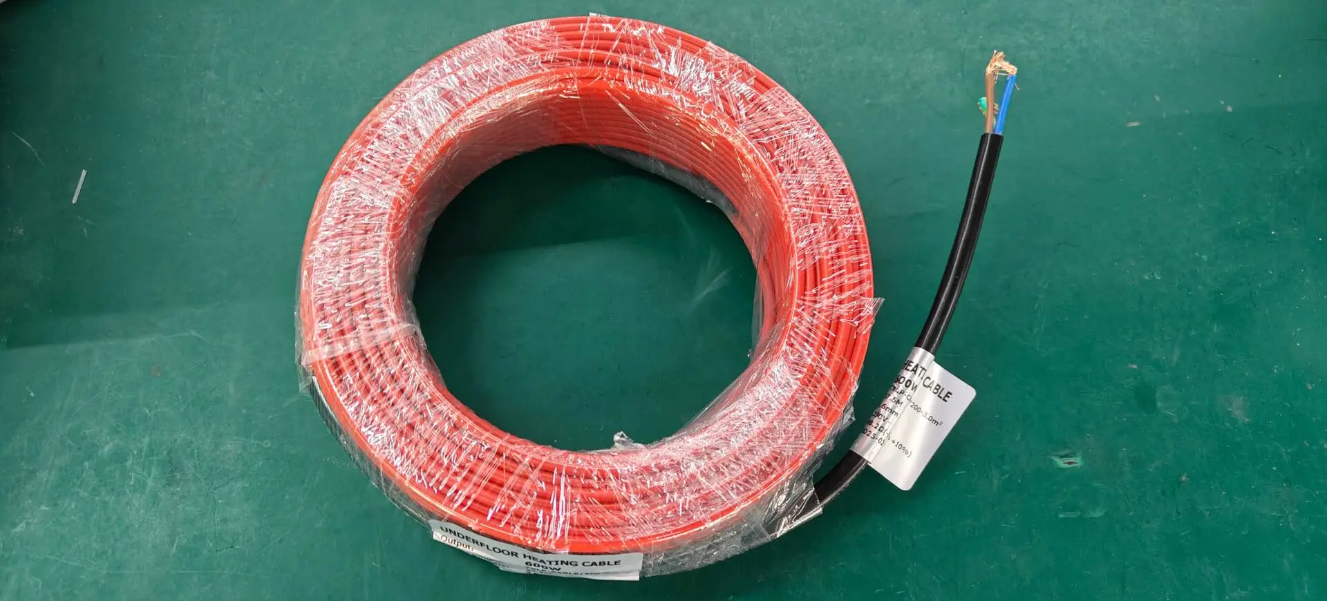 Inscreed heating cable